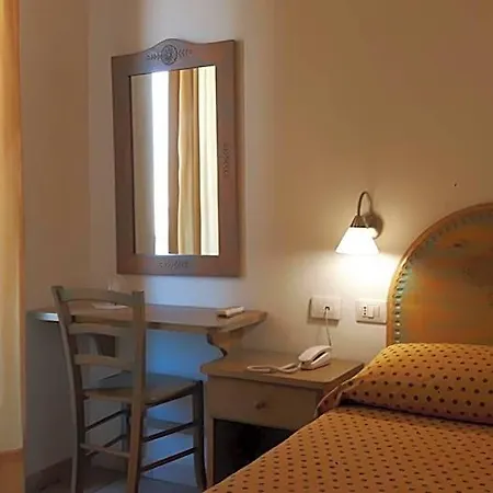 Ξενοδοχείο Vacanze 3*