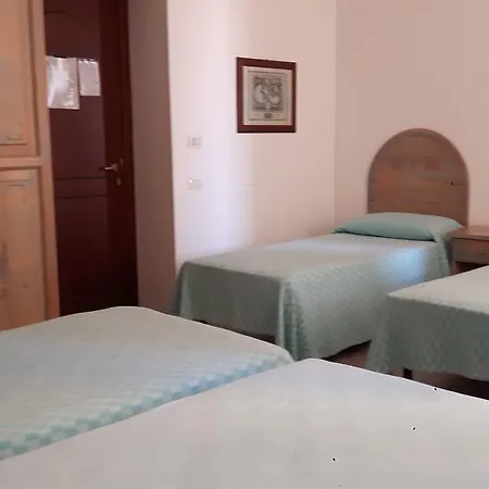 Ξενοδοχείο Vacanze 3*