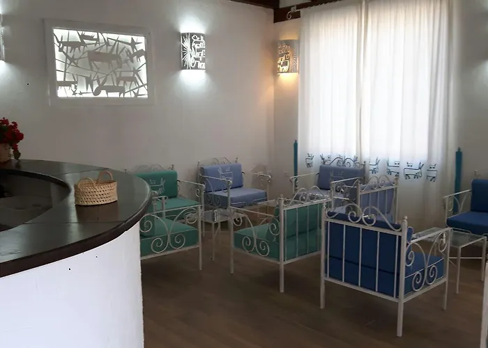 阿尔盖罗假日酒店 酒店