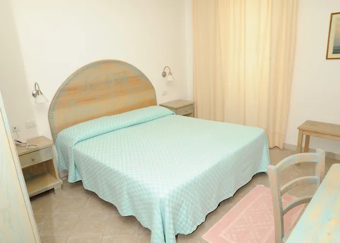 阿尔盖罗假日酒店 酒店 阿尔盖罗