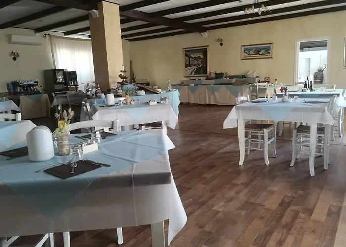 阿尔盖罗假日酒店 阿尔盖罗