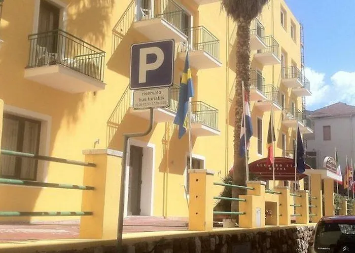 阿尔盖罗假日酒店 阿尔盖罗