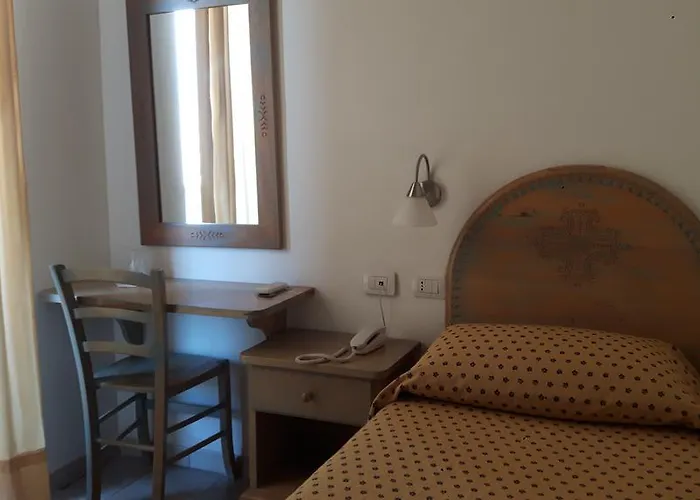 阿尔盖罗假日酒店 阿尔盖罗