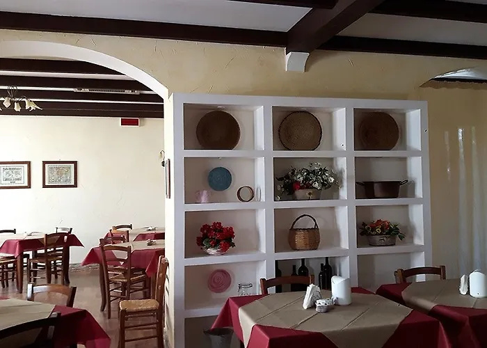 阿尔盖罗假日酒店 3*